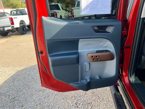 Used 2022 Ford Maverick Lariat w/ Equipment Group 500A Standard image 15