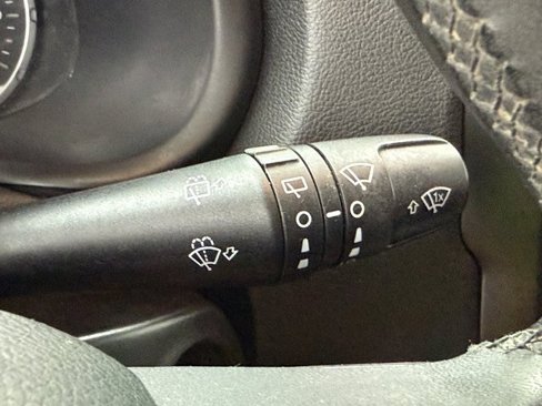 Used 2020 Jeep Renegade Latitude image 14