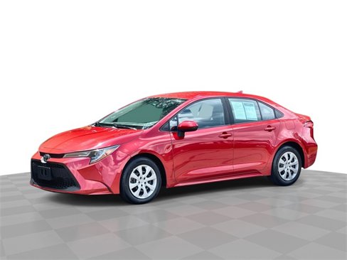 Used 2021 Toyota Corolla LE image 1