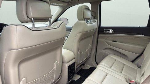 Used 2015 Jeep Grand Cherokee Overland image 29