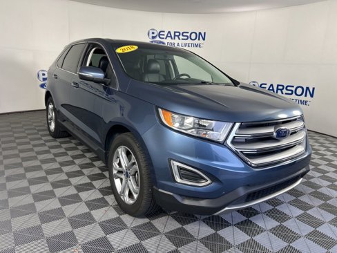 Used 2018 Ford Edge Titanium image 3