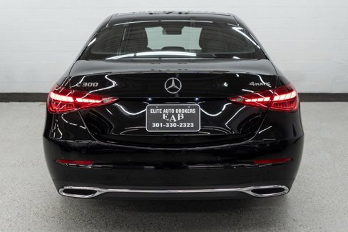 Used 2025 Mercedes-Benz C 300 4MATIC Sedan image 4