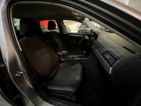 Used 2024 Volkswagen Jetta S image 34