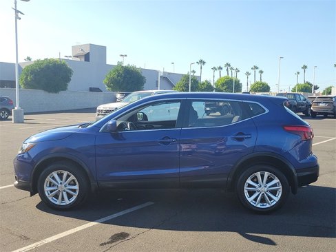 Used 2018 Nissan Rogue Sport S w/ S Appearance Package image 3
