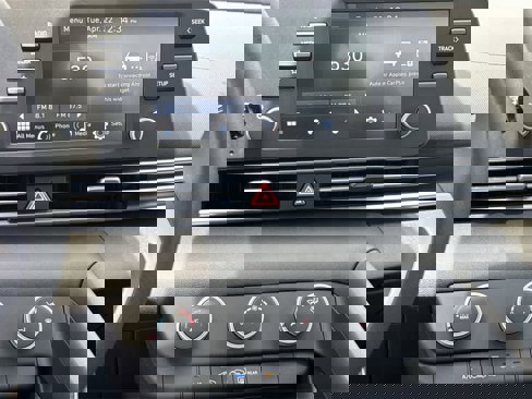 New 2025 Hyundai Elantra SE image 27