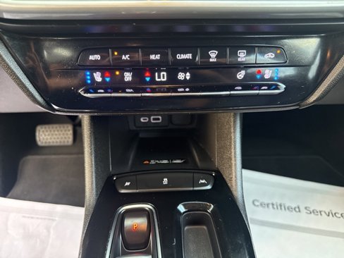 Used 2023 Chevrolet Bolt EUV LT w/ Convenience Package image 16