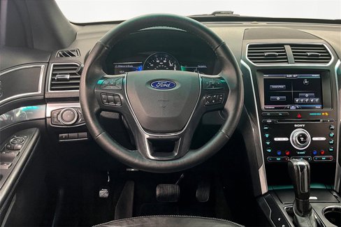 Used 2016 Ford Explorer Limited image 5