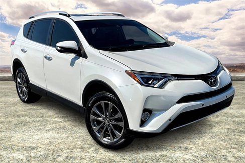 Used 2018 Toyota RAV4 Limited image 1