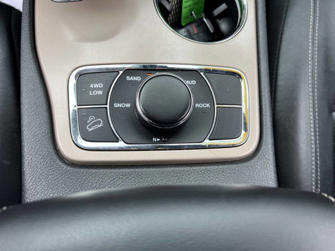 Used 2015 Jeep Grand Cherokee Limited image 33