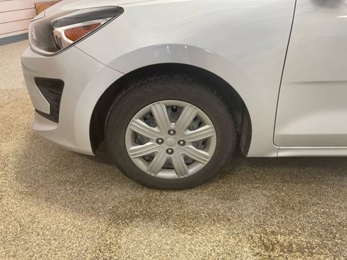 Used 2023 Kia Rio S image 12