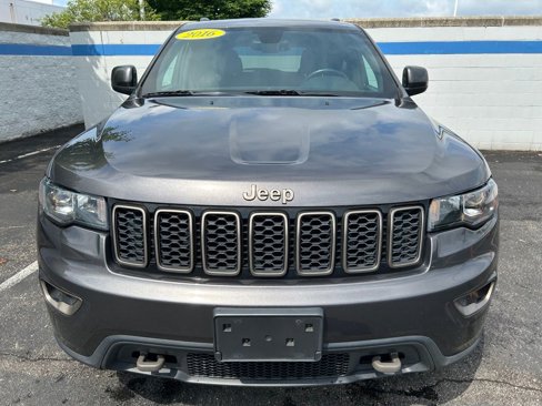 Used 2016 Jeep Grand Cherokee Laredo 75th Anniversary image 8