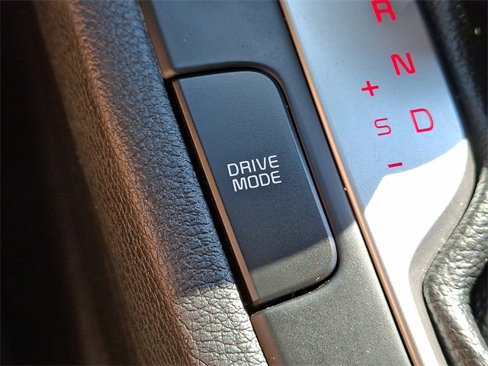 Certified 2020 Kia Forte LXS image 23