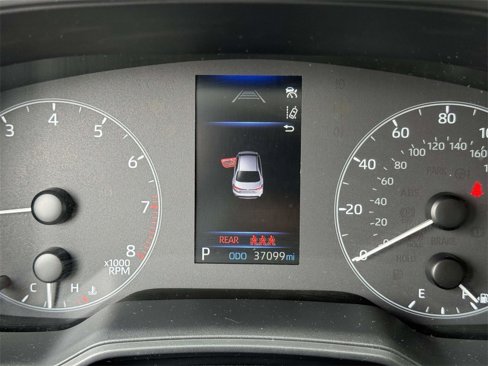 Used 2024 Toyota Corolla LE image 12
