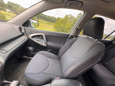 Used 2006 Toyota RAV4 4WD image 24