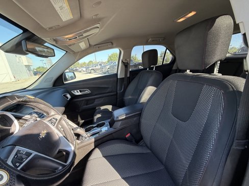 Used 2017 Chevrolet Equinox LT w/ Convenience Package image 12