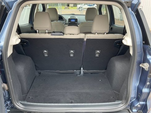 Used 2021 Ford EcoSport S image 22