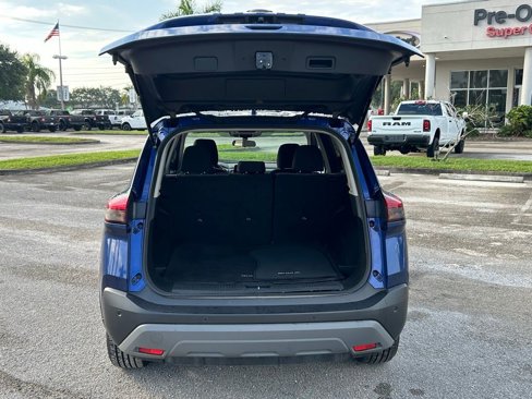 Used 2023 Nissan Rogue SV image 21