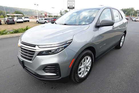 Used 2023 Chevrolet Equinox LS image 7