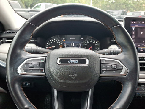 Certified 2022 Jeep Compass Limited image 18