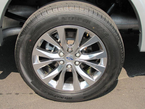 Used 2017 Ford F150 Lariat image 16