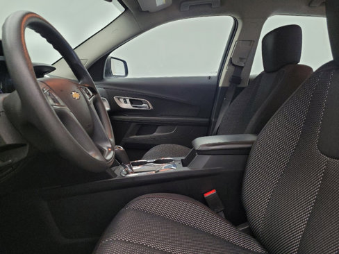 Used 2017 Chevrolet Equinox LS image 17