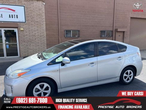 Used 2013 Toyota Prius Three image 2