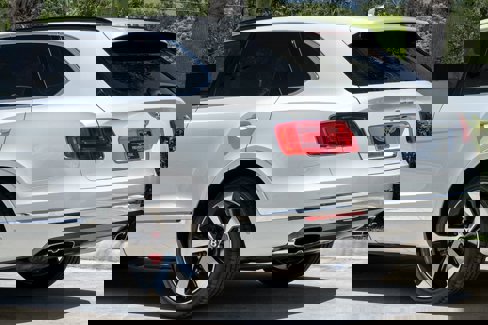Used 2019 Bentley Bentayga image 5