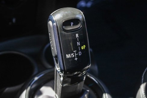 Used 2023 MINI Cooper 4-Door Hardtop image 26