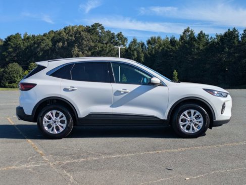 Certified 2023 Ford Escape Active w/ Tech Pack #2 image 3