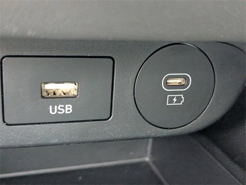 Used 2024 Hyundai Elantra SEL image 19