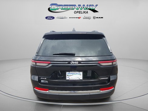 New 2025 Jeep Grand Cherokee Laredo image 6