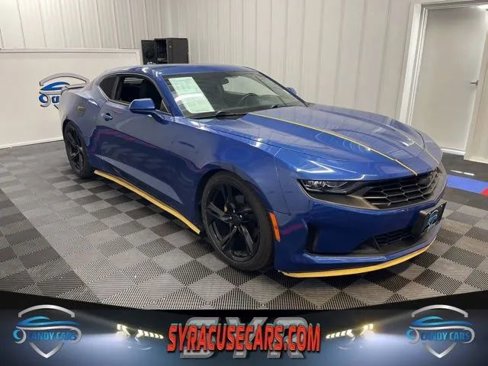 Used 2019 Chevrolet Camaro LT image 1