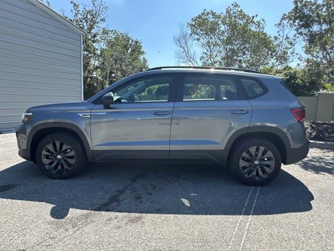 Used 2024 Volkswagen Taos S image 3