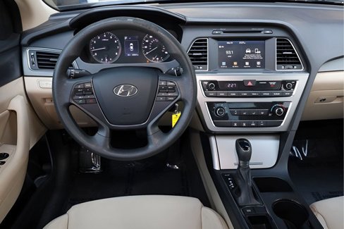 Used 2017 Hyundai Sonata Sport image 15