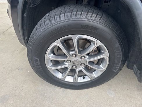 Used 2014 Jeep Grand Cherokee Limited image 11