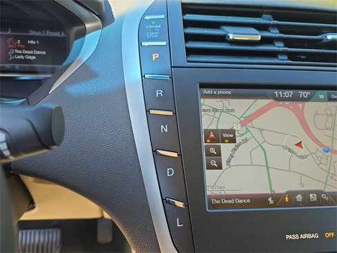 Used 2013 Lincoln MKZ Hybrid image 20
