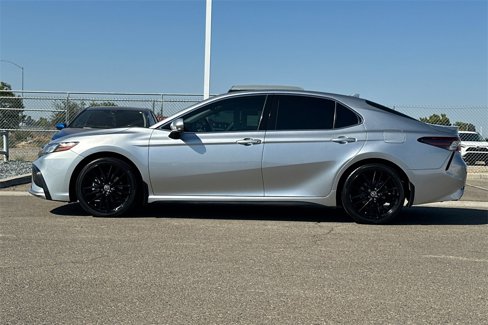 Used 2021 Toyota Camry XSE w/ Navigation Package image 9