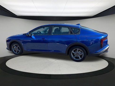 Used 2025 Kia K4 image 3