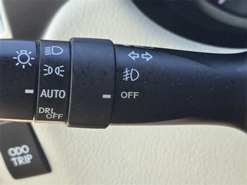 Used 2017 Lexus GX 460 image 23