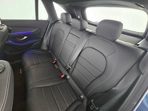 Used 2022 Mercedes-Benz GLC 300 4MATIC w/ AMG Line image 19