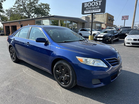 Used 2010 Toyota Camry LE image 1