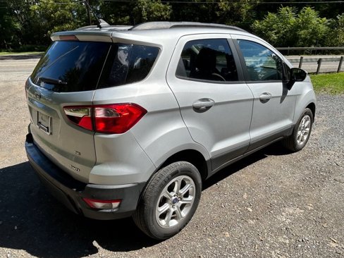 Used 2019 Ford EcoSport SE image 5