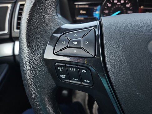 Used 2017 Ford Explorer XLT w/ Equipment Group 201A image 24