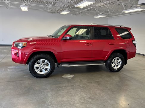 Used 2017 Toyota 4Runner SR5 image 2