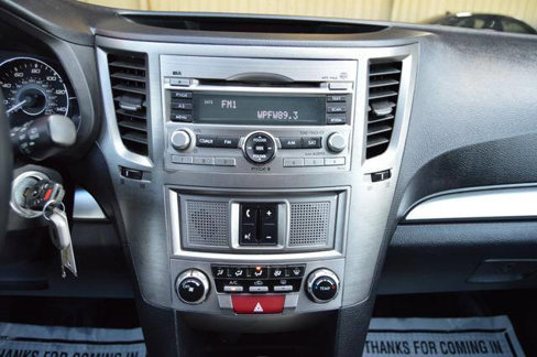 Used 2010 Subaru Outback 2.5i Premium w/ Protection Package 1A image 20