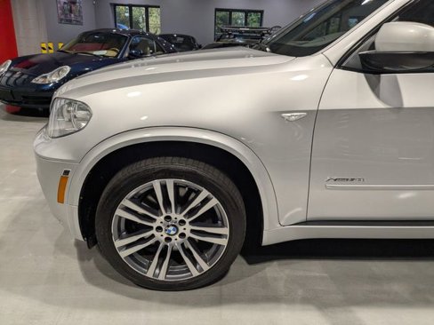 Used 2013 BMW X5 xDrive50i image 4