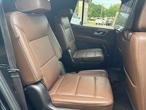 Used 2021 Chevrolet Tahoe High Country w/ Premium Package image 7