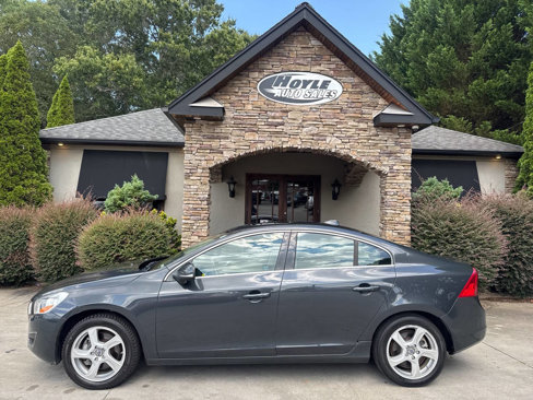 Used 2012 Volvo S60 T5 image 1
