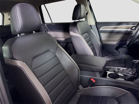 Used 2021 Volkswagen Atlas SEL Premium image 29