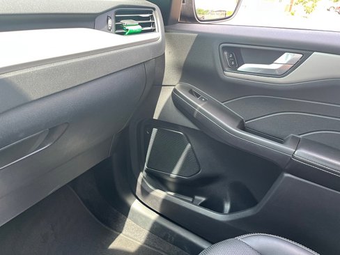 Used 2021 Ford Escape SEL image 29